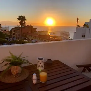 Holiday home El Cortijuelo: Seaside Triplex With Rooftop Terrace, Torremolinos